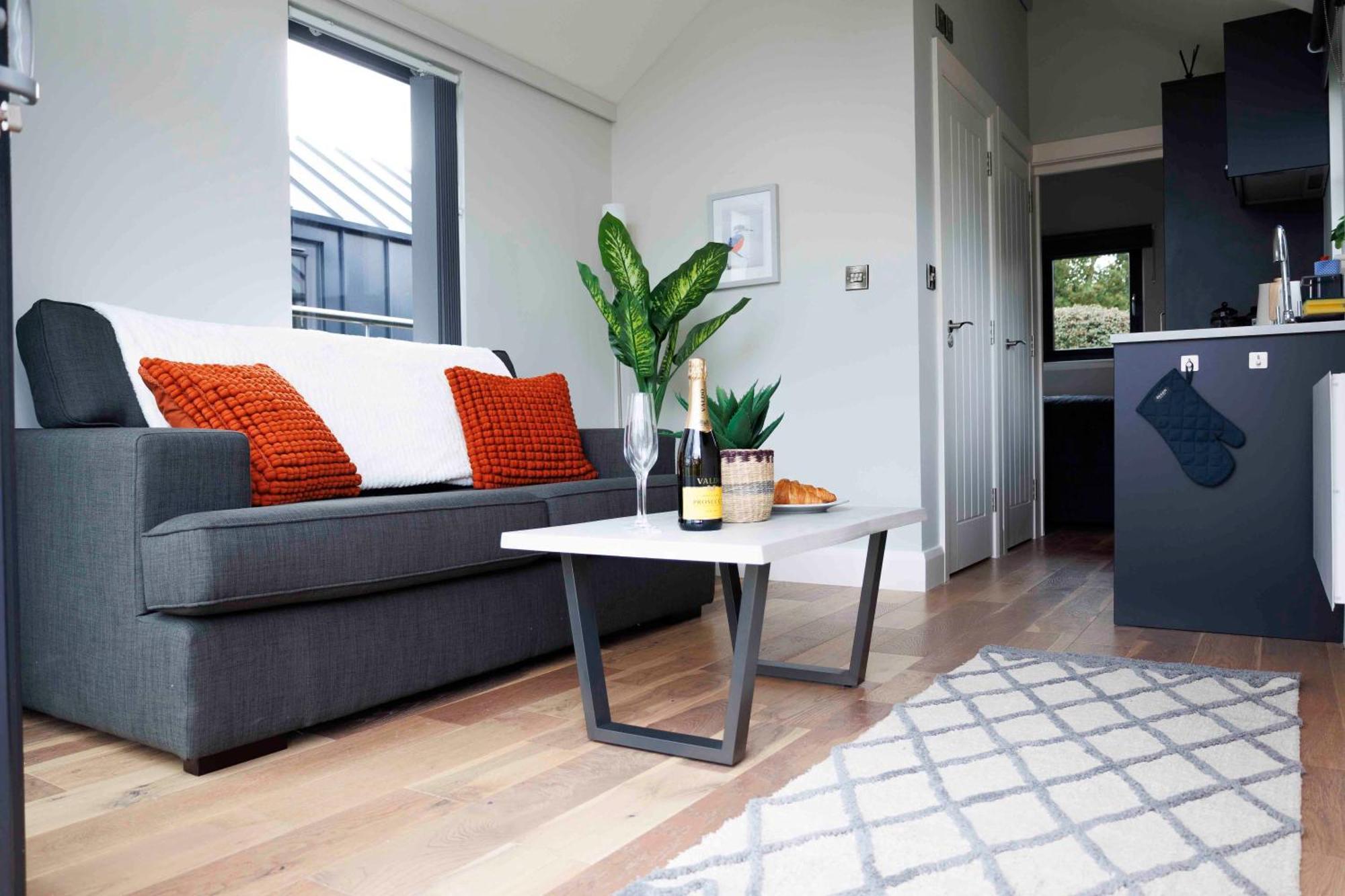Lincoln Floating Holidays Exterior foto