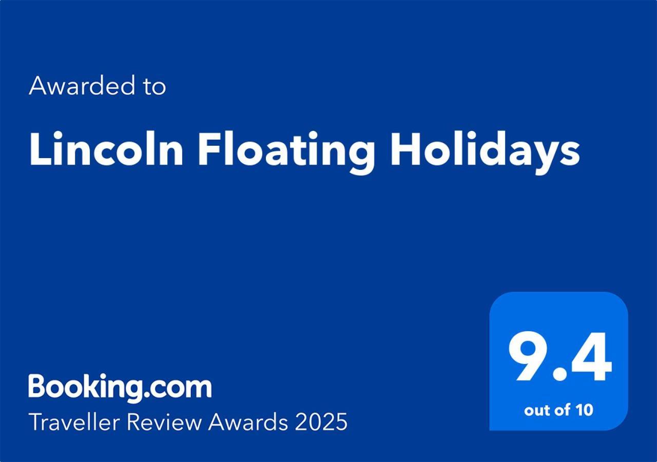 Lincoln Floating Holidays Exterior foto